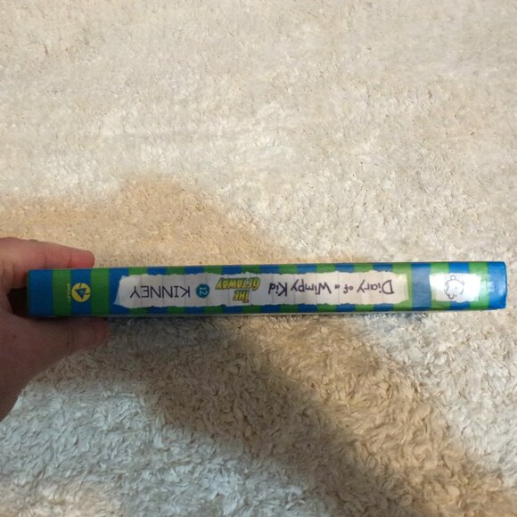 EUC ~ "Diary of a Wimpy Kid #12: The Getaway" Hardcover Book - Picture 5 of 7